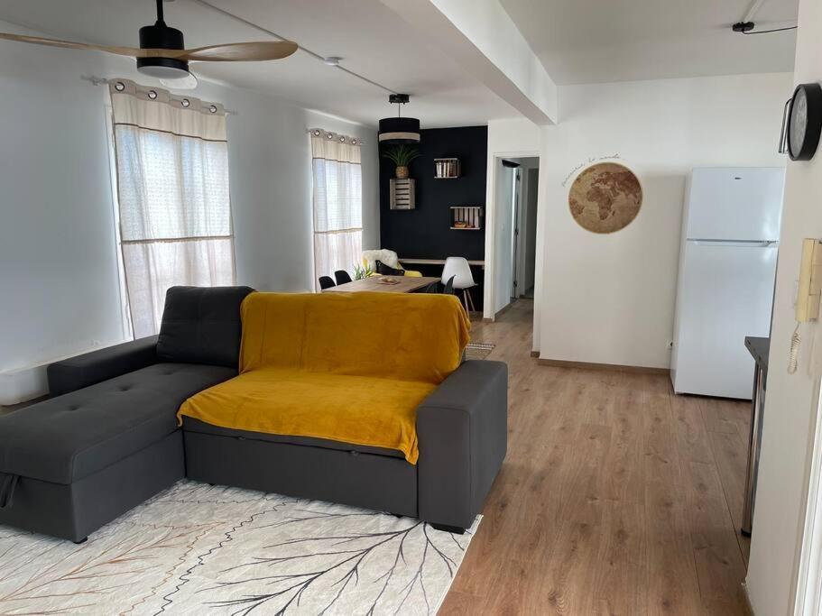 סיינט דניס Rare ! Spacieux T3 En Roof-Top Au Barachois - 2 Ch Climatisees - 6 Couchages - Proche Aeroport מראה חיצוני תמונה